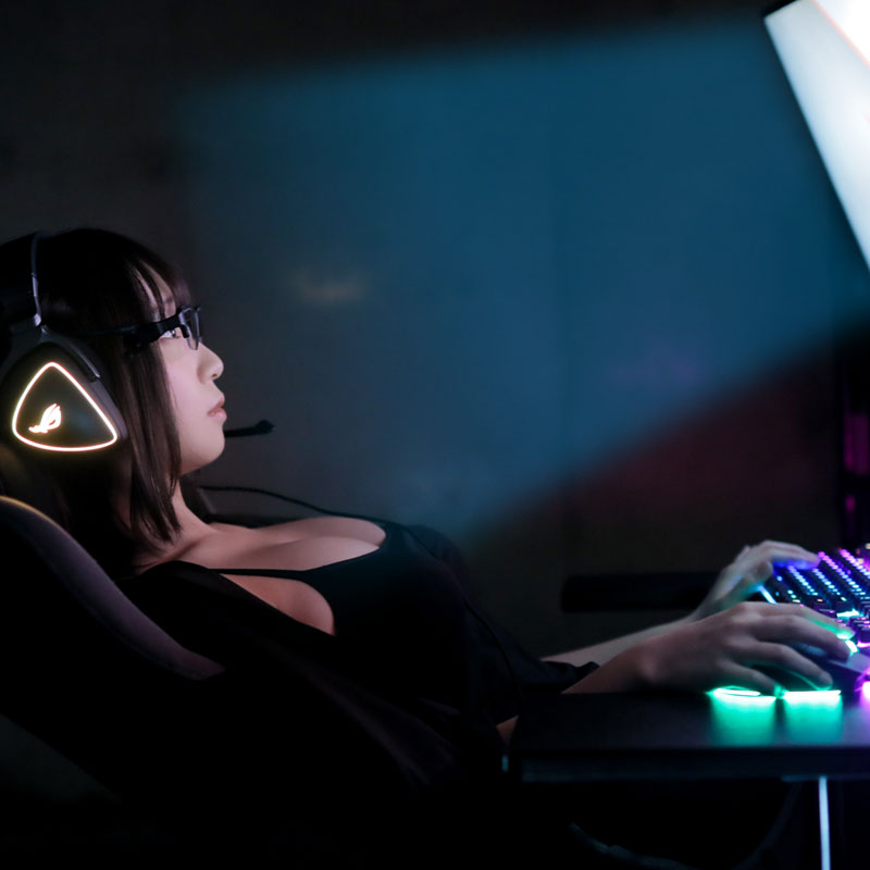 Blue Light MightBe What’s Causing Your Eyestrain