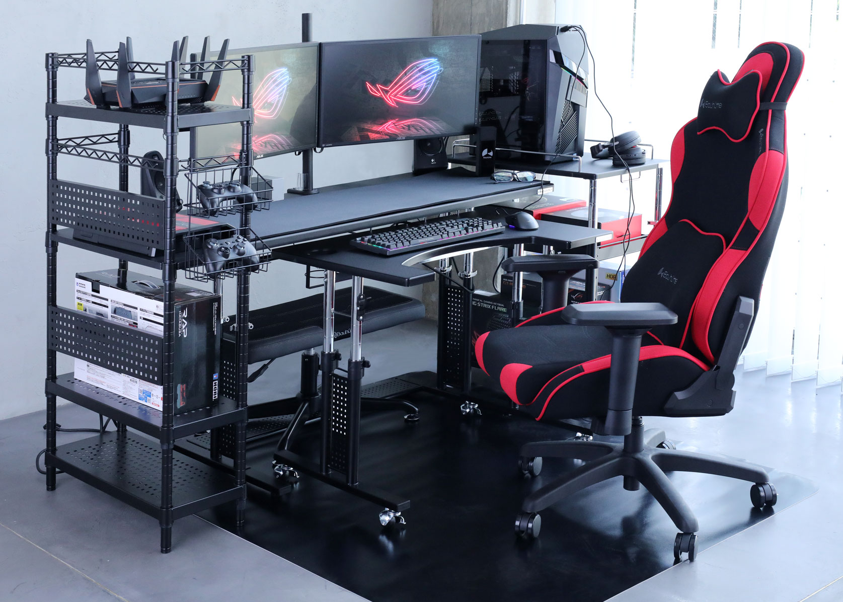 Desk-Equipped Gamer Beds : Bauhutte Gaming Accessories