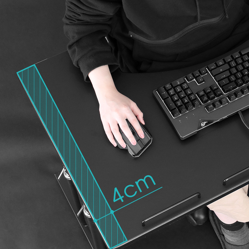 The tabletop is now 4 cm (1.6 in) wider!